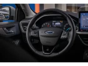 Ford Focus thumbnail 19