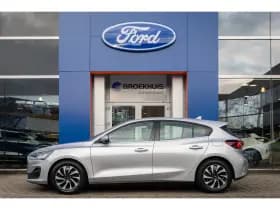 Ford Focus thumbnail 5