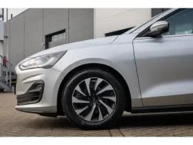 Ford Focus thumbnail 6