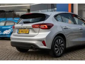 Ford Focus thumbnail 9