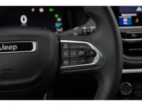 Jeep Compass thumbnail 35