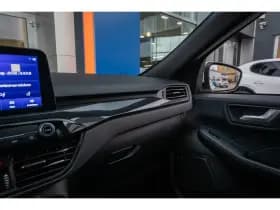Ford Kuga thumbnail 35