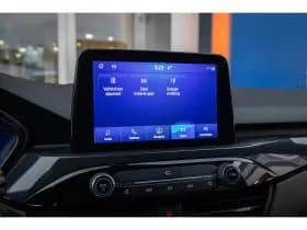 Ford Kuga thumbnail 38
