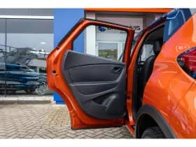 Renault Captur thumbnail 17