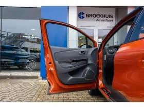Renault Captur thumbnail 18