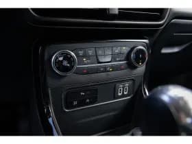 Ford EcoSport thumbnail 32