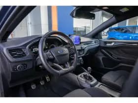 Ford Focus thumbnail 2