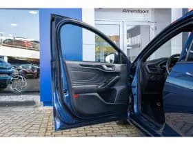 Ford Focus thumbnail 18