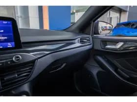 Ford Focus thumbnail 30