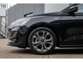 Ford Focus thumbnail 39