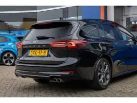 Ford Focus thumbnail 8