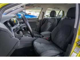 Volkswagen Golf thumbnail 12