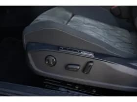 Volkswagen Golf thumbnail 13