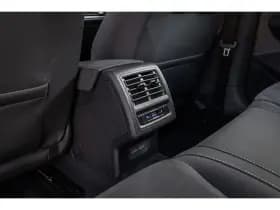 Volkswagen Golf thumbnail 16
