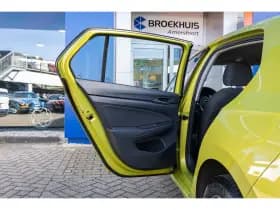 Volkswagen Golf thumbnail 18
