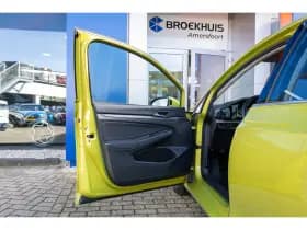 Volkswagen Golf thumbnail 19