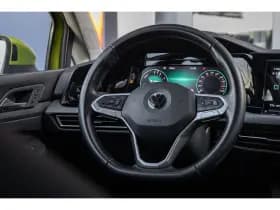 Volkswagen Golf thumbnail 28