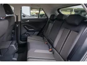 Volkswagen T-Roc thumbnail 18
