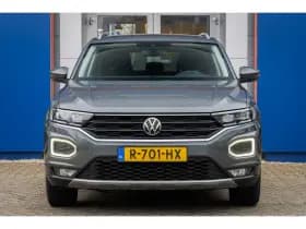 Volkswagen T-Roc thumbnail 3