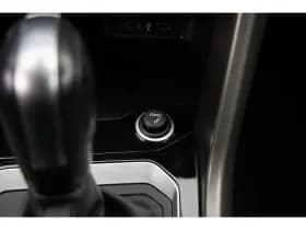 Volkswagen T-Roc thumbnail 33