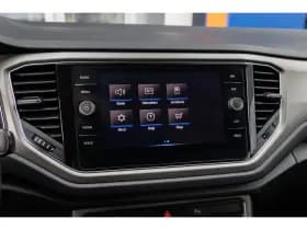 Volkswagen T-Roc thumbnail 37