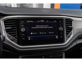 Volkswagen T-Roc thumbnail 39