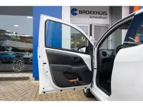 Toyota Aygo thumbnail 12