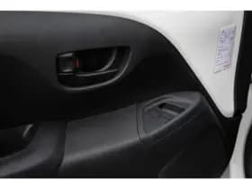 Toyota Aygo thumbnail 13