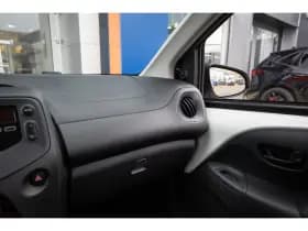 Toyota Aygo thumbnail 26