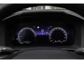 Toyota C-HR thumbnail 24