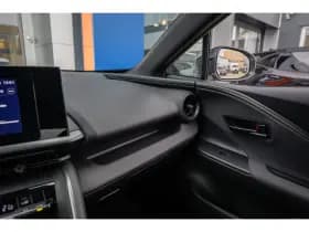 Toyota C-HR thumbnail 29