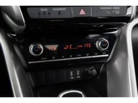 Mitsubishi Eclipse Cross thumbnail 36