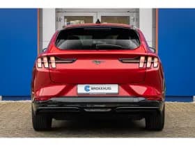 Ford Mustang Mach-E thumbnail 5
