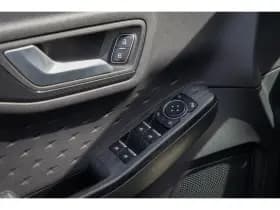 Ford Kuga thumbnail 19
