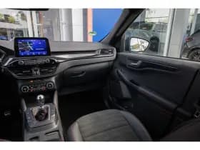 Ford Kuga thumbnail 24
