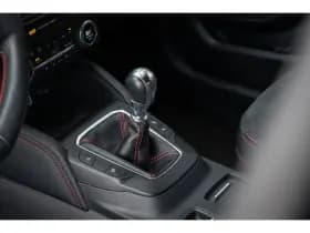 Ford Kuga thumbnail 39