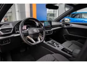 SEAT Leon thumbnail 2