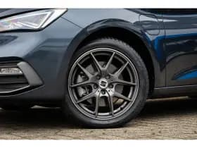 SEAT Leon thumbnail 10