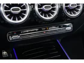 Mercedes-Benz GLA-Klasse thumbnail 41