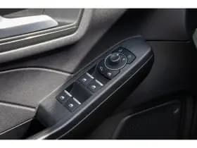 Ford Kuga thumbnail 24