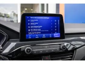 Ford Kuga thumbnail 53