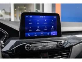 Ford Kuga thumbnail 45