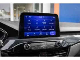 Ford Kuga thumbnail 46