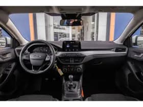 Ford Focus thumbnail 3