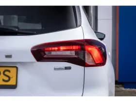 Ford Focus thumbnail 10