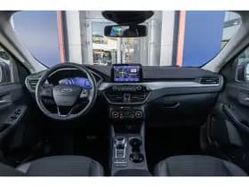 Ford Kuga thumbnail 2