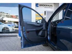 Ford Kuga thumbnail 12