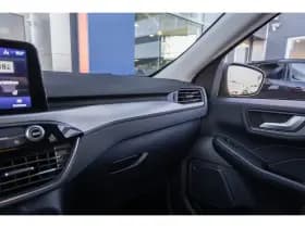 Ford Kuga thumbnail 34
