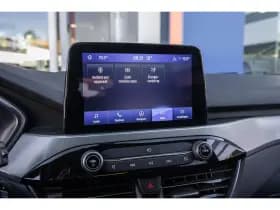 Ford Kuga thumbnail 44