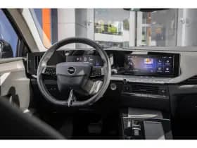 Opel Astra Sports Tourer thumbnail 11